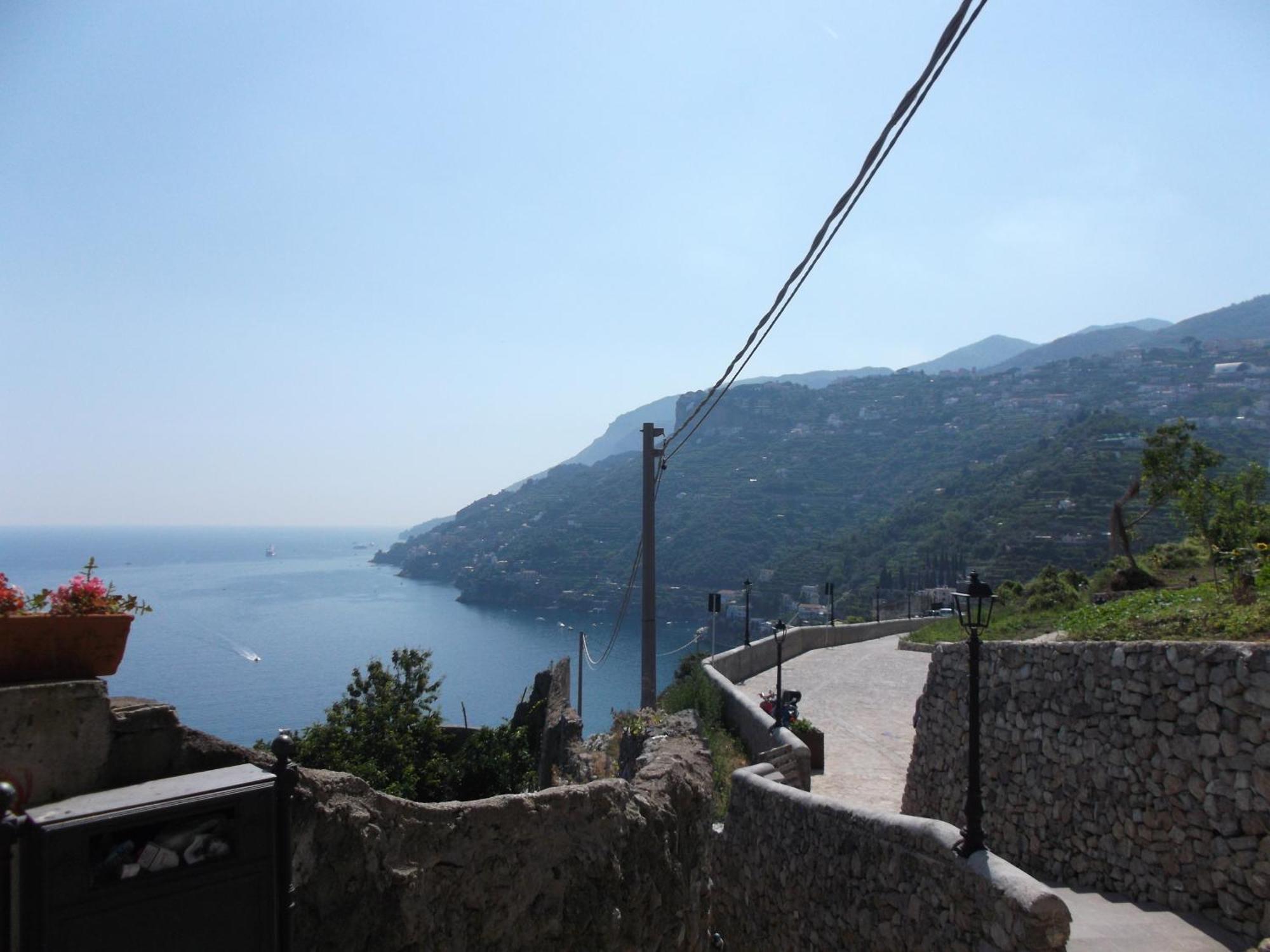 Casa Vacanze Nonno Aldo Minori Ngoại thất bức ảnh