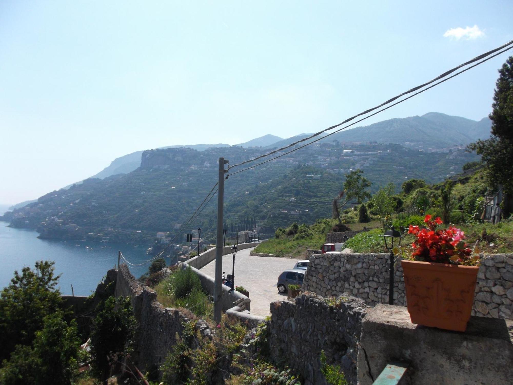 Casa Vacanze Nonno Aldo Minori Ngoại thất bức ảnh
